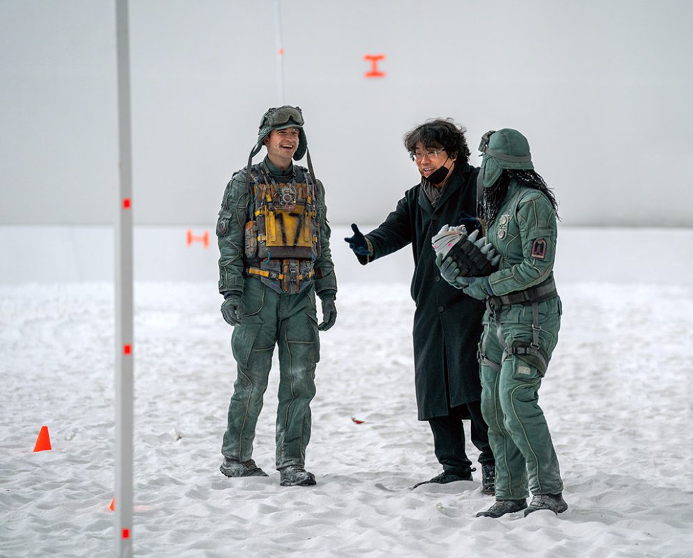 A set about the size of a football field was built at Cardington Studios in the U.K. for the exterior shots of Niflheim, which consisted of white walls and Epsom salts for snow. 