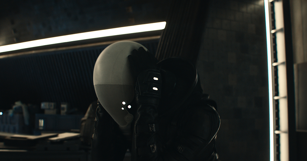 The new helmet for Ghost makes use of a white mesh.