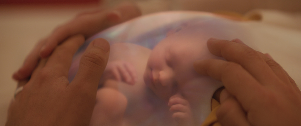 A fascinating shot to achieve was of Baby Franklin in the womb of Sue Storm, which incorporated a lens flare associated with the invisibility effect.