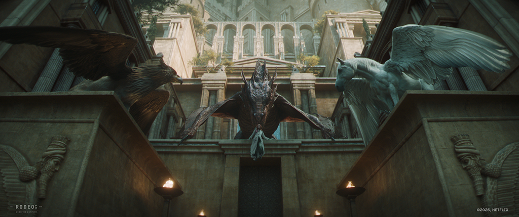 Located above the entrance of Dream’s Palace are the three Guardians consisting of a griffin, wyvern and hippogriff. 
