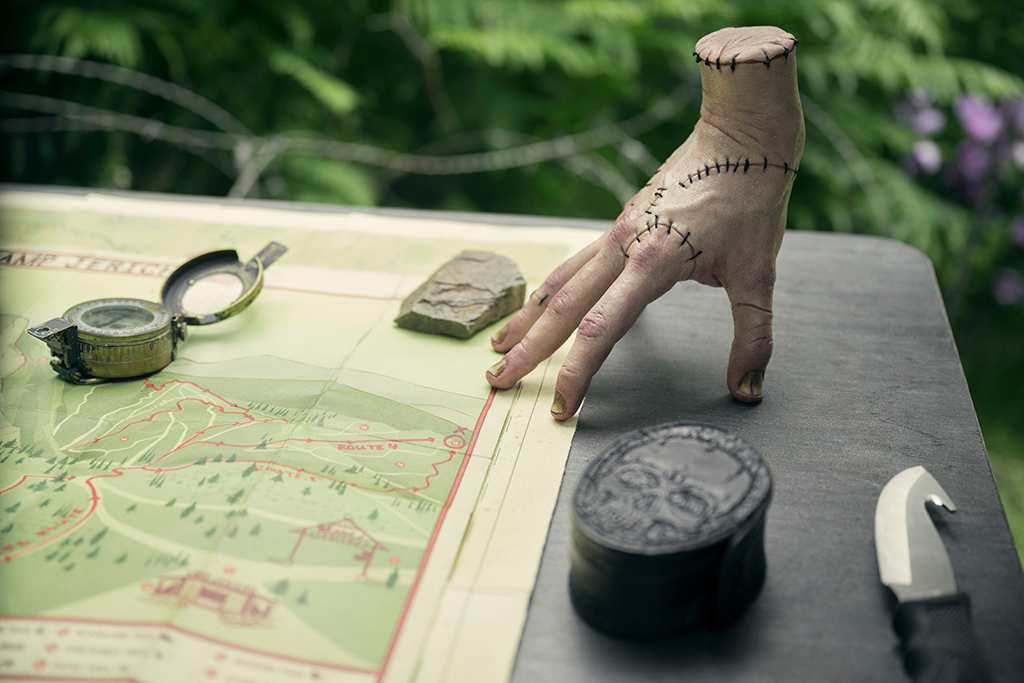 Wednesday. Thing in episode 203 of Wednesday. Cr. Helen Sloan/Netflix © 2025