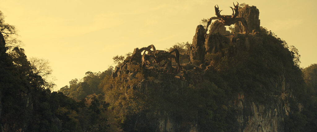 The Mantleclaws return for Season 2.