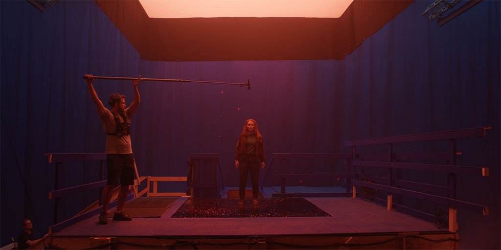 Extensive dust and smoke simulations were produced for the Upside Down.