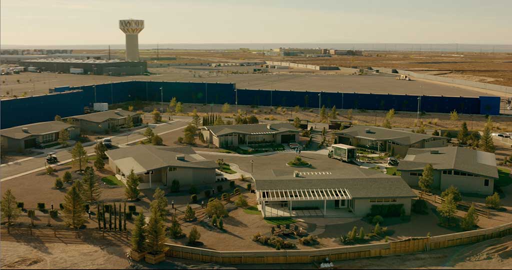 Old imagery of Route 66 and New Mexico was referenced to create a period-accurate environment.