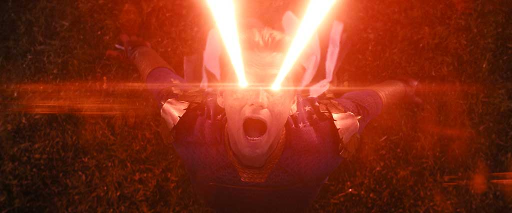 Homelander’s laser eyes, one of his signature superpowers, feature an anamorphic look with subtle breakup and a soft glow.