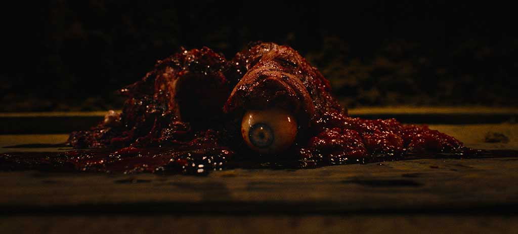 One of the visual effects highlights was a detached eyeball seeking out its owner, Sharon Vanderbilt (Heather Graham).