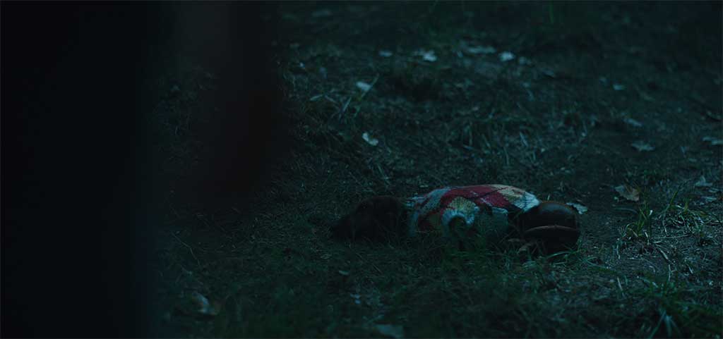 The dachshund that gets attacked by the coyote was a CG creation.